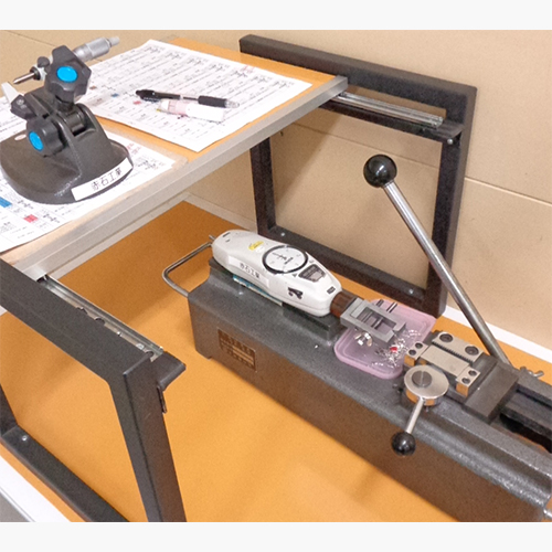 マイクロメーター・引張試験機